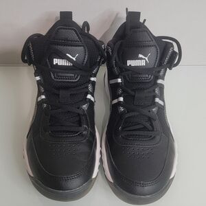 Puma sneakers